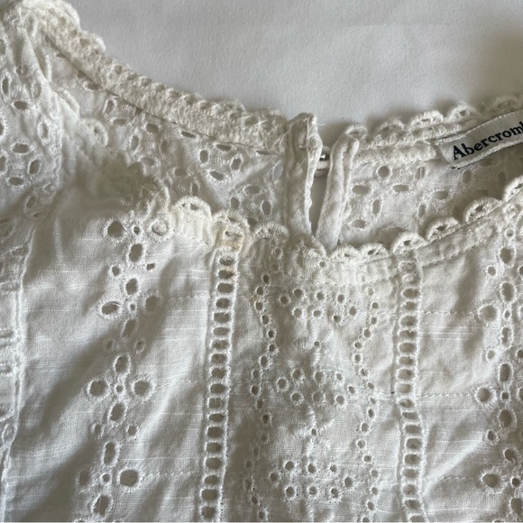 Abercrombie & Fitch Eyelet Embroidered Button Up Back Puff Sleeve Blouse - Picture 8 of 12